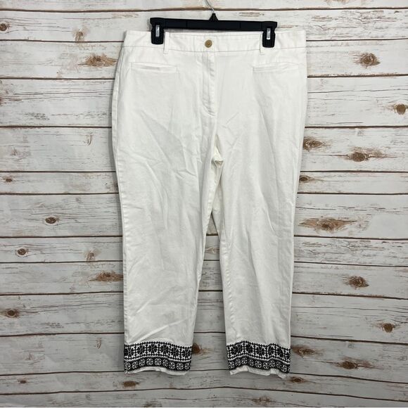 Ann Taylor White Embroidered Hem Crop Pants - Picture 2 of 7